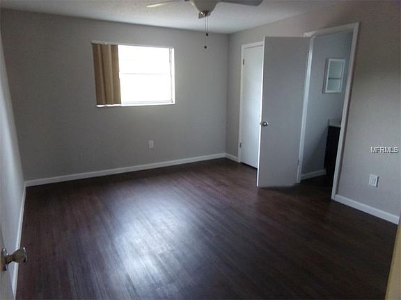 4th image of 11947 Temple Ct
