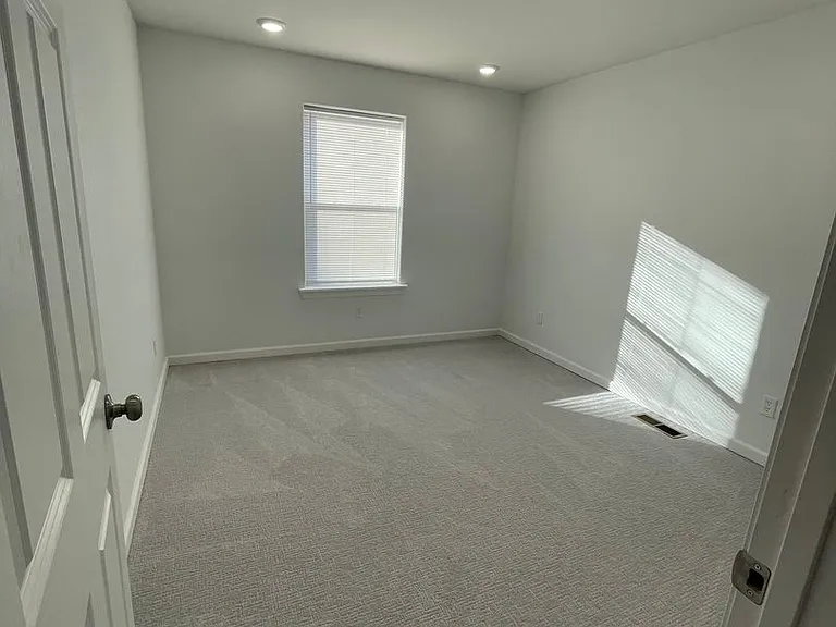 418 Doxey St #1 — Photo 13