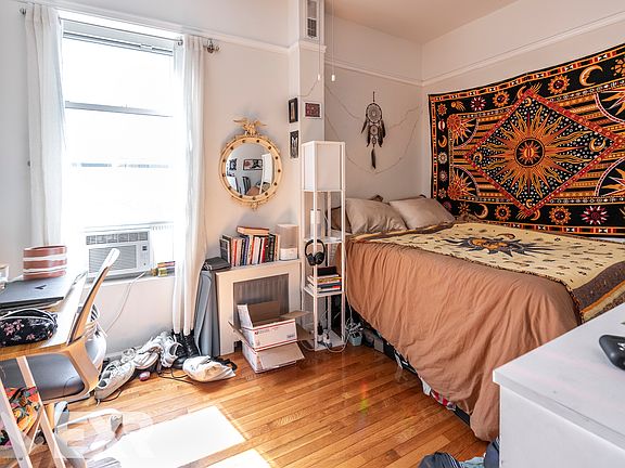 4th image of 215 W 116th St APT 5C