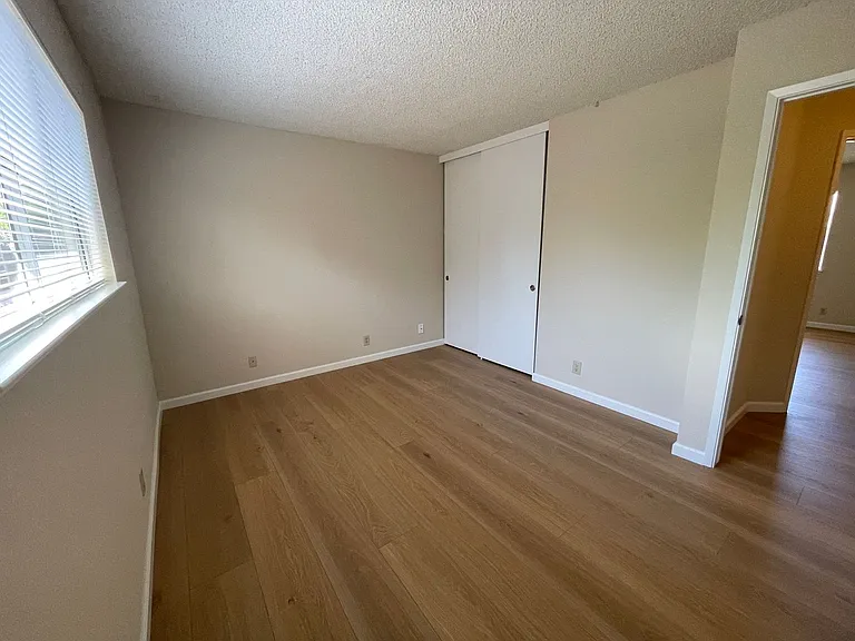 8421 Westwood Dr — Photo 9