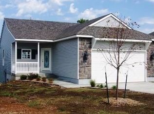 1604 NW Primrose Ln, Blue Springs, MO 64015