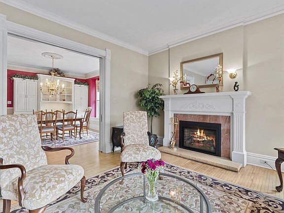 4th image of 8100 West Chestnut STREET