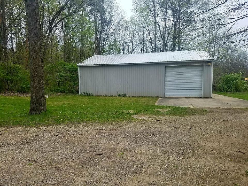 2nd image of 3605 Allegan Dam Rd