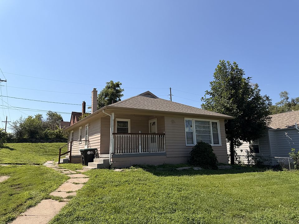 1st image of 6504 N 33rd St