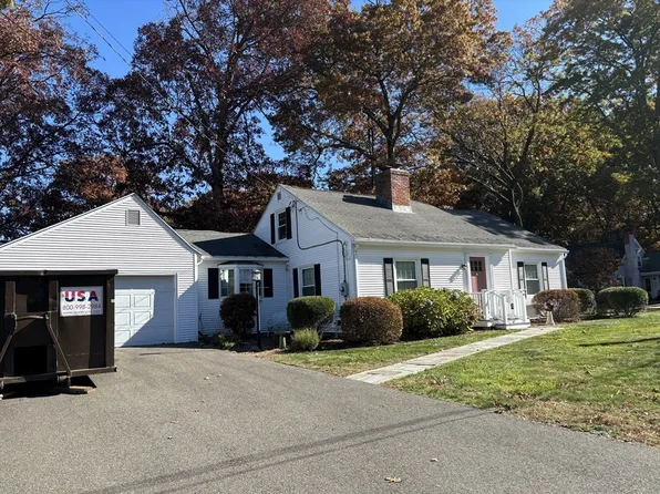 34 Westernview Cir, East Longmeadow, MA 01028