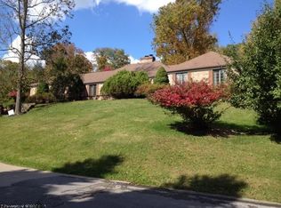 963 Southpoint Cir, Morgantown, WV 26501