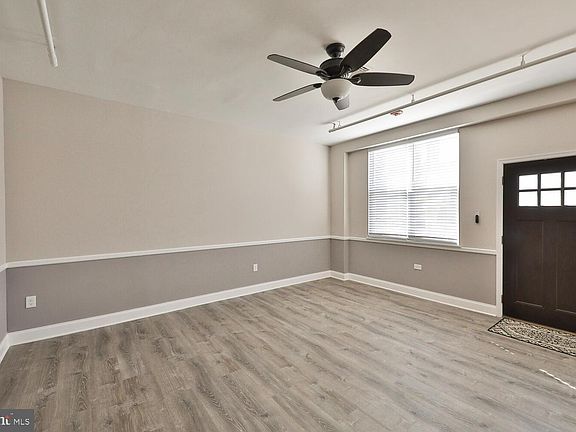 3rd image of 127 Washington Ave Floor 1