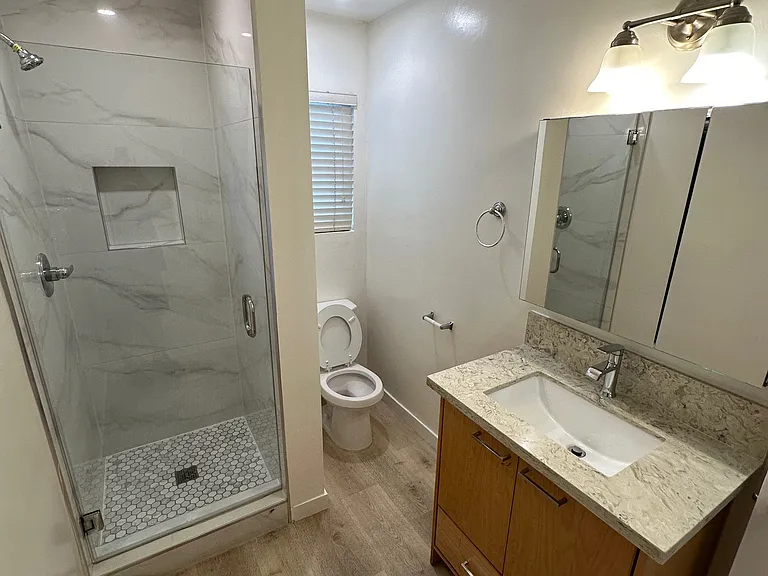The Reef Apartments — Photo 16