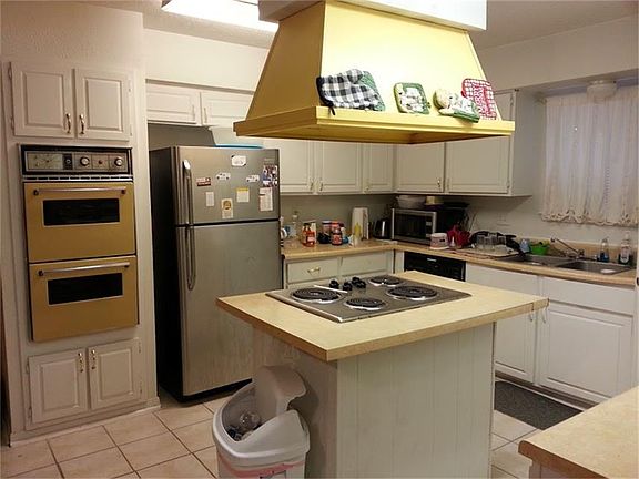 5th image of 3122 Cherry Springs Dr