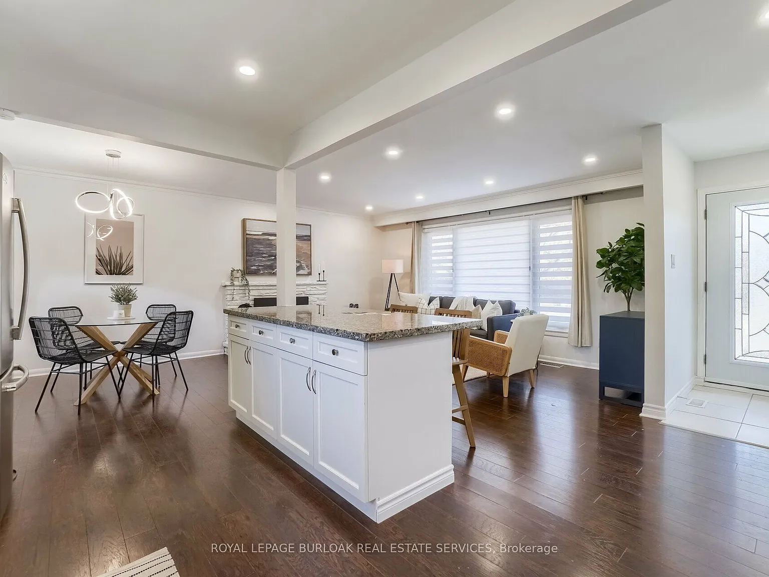 3 bed, $3,900 — Photo 4