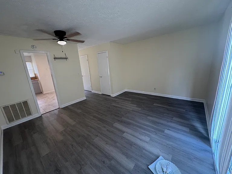 100 Lafayette Ct #1 — Photo 5