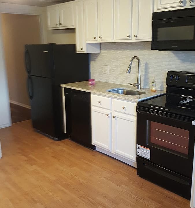 1st image of 2132 S Broad St Floor 3