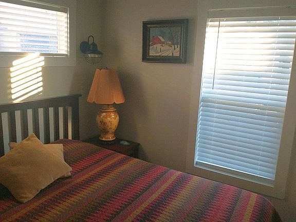4th image of 55 Breezy Meadow Ln