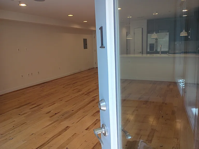 2214 11th St NW #1 — Photo 5
