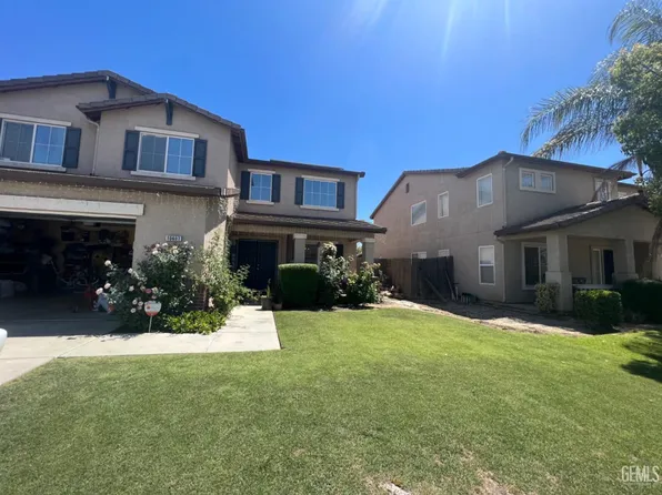 10607 Grand Prairie Dr, Bakersfield, CA 93311