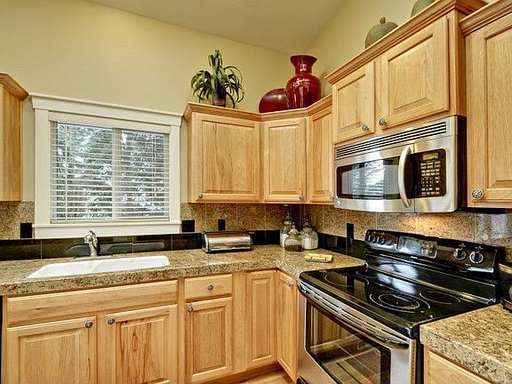 4th image of 10258 W Waterway Ct