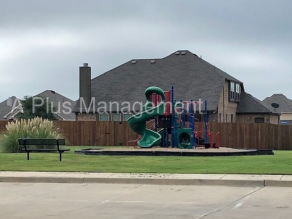 2nd image of 406 Dartmouth Dr