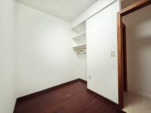 41-21 42nd Street image 16 of 17