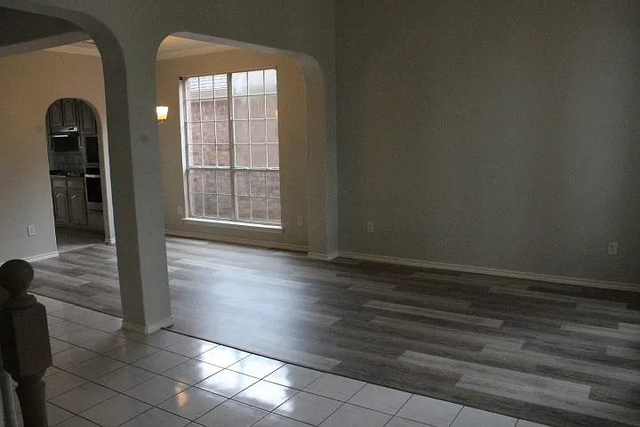 3 bed, 2.5 bath, 2437 sqft, $2,950 — Photo 3