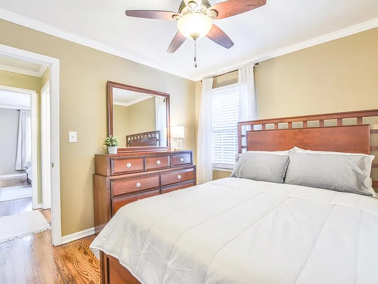 807 Marstevan Dr NE #B — Photo 13