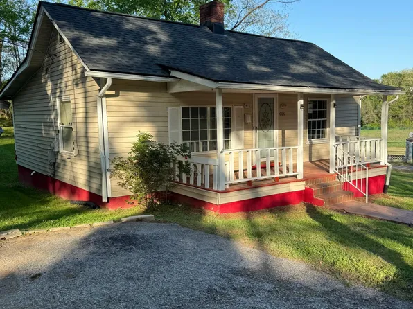 606 Henry St, Danville, VA 24540