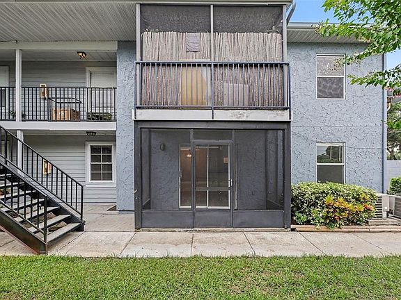 2nd image of 3711 W IOWA AVE #115
