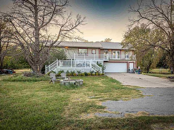 4th image of 3108 SW Wolf Ave