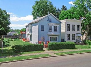 769 2nd Ave APT 1, Troy, NY 12182