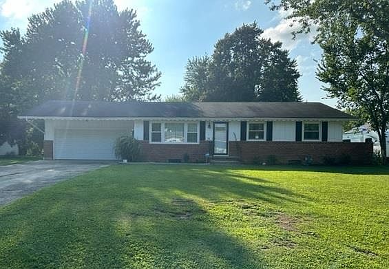 1st image of 730 Gearhart Ave