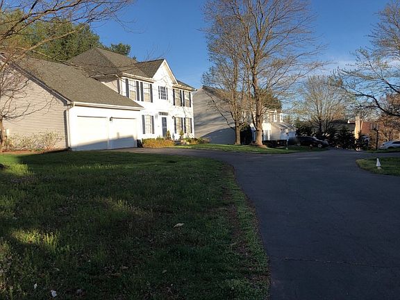 4th image of 46423 Hampshire Station Dr