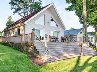 507 E Lake Rd, Penn Yan, NY 14527