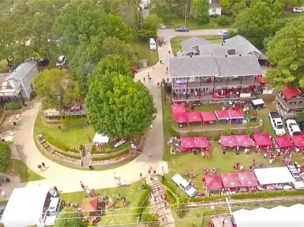 400 & 410 N Oliver Ave, Fayetteville, AR 72701