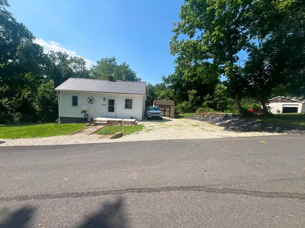 11988 Ellsworth St, Senecaville, OH 43780
