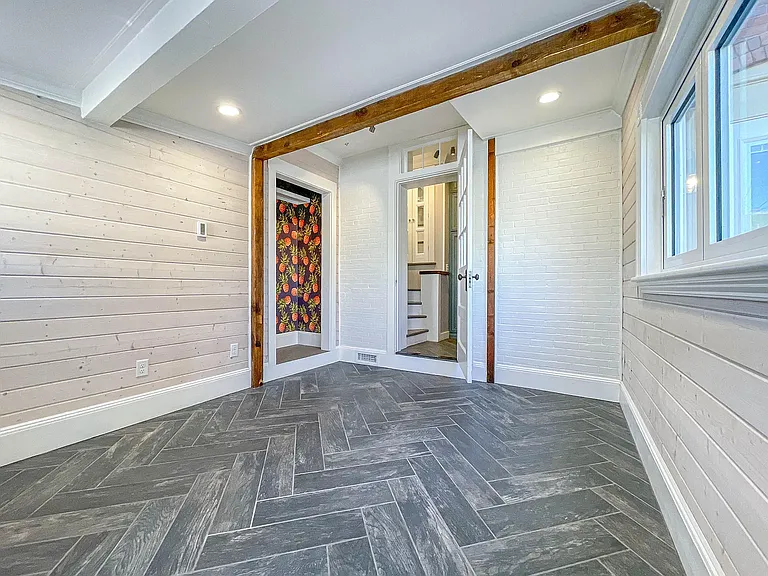 3 Grant St #1 — Photo 30