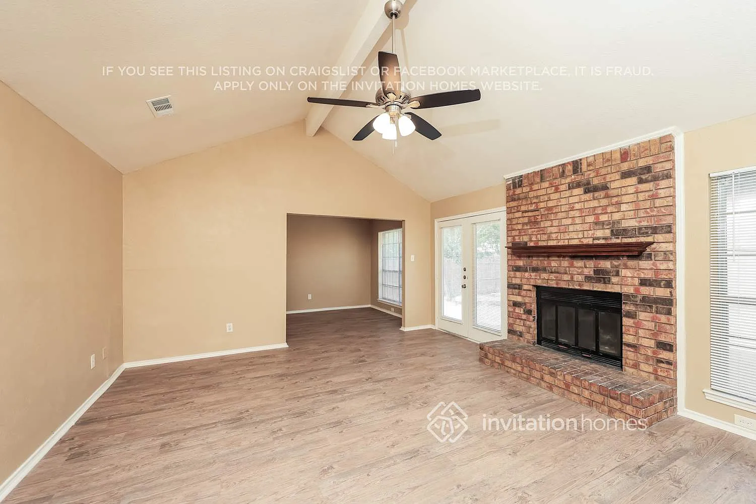 1337 Greenbriar Ln Lancaster, TX 75146 — Photo 4