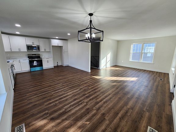 Living Room and Dining Room View (Copyright Politeuma Management Group)