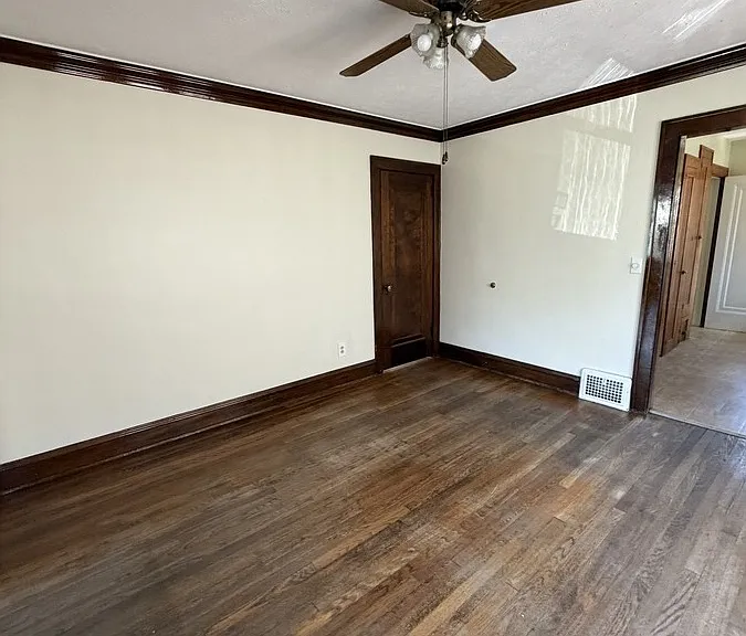9011 Park Heights Ave — Photo 4