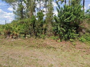 669-671 Creuset Ave S, Lehigh Acres, FL 33974