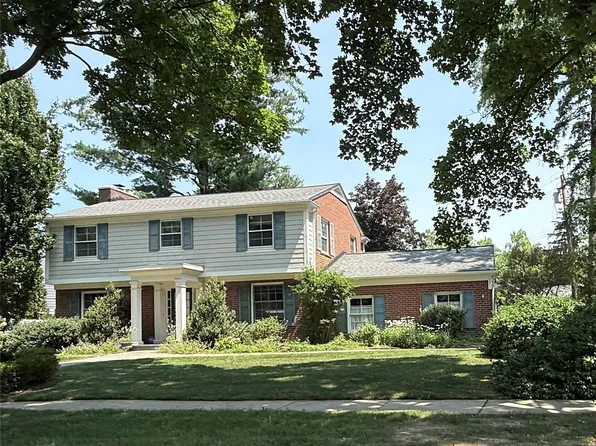950 Oxford Dr, Birmingham, MI 48009
