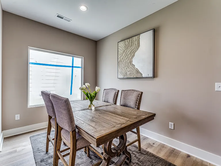 Auburn Villas — Photo 43