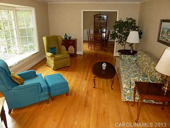 3rd image of 6210 Gaywind Dr