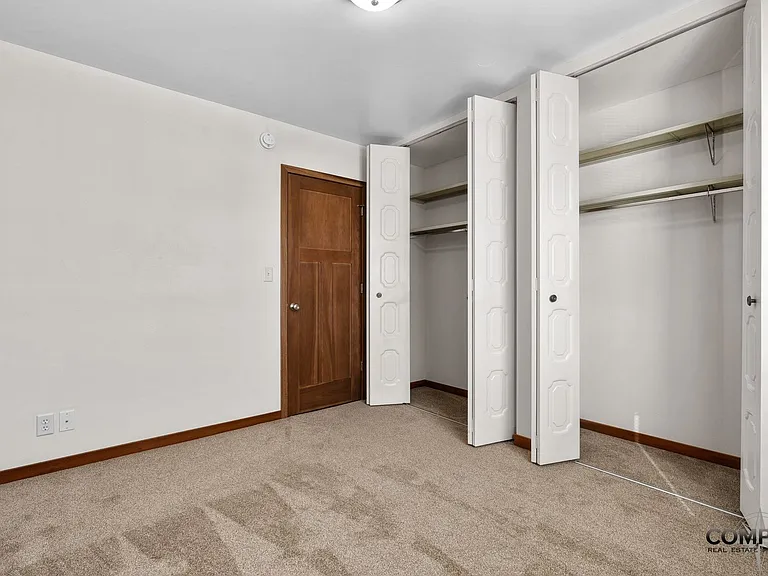 1025 W. MacArthur Avenue — Photo 31