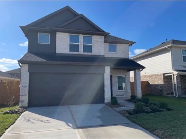 Dylan Skyland Dr — Photo 12