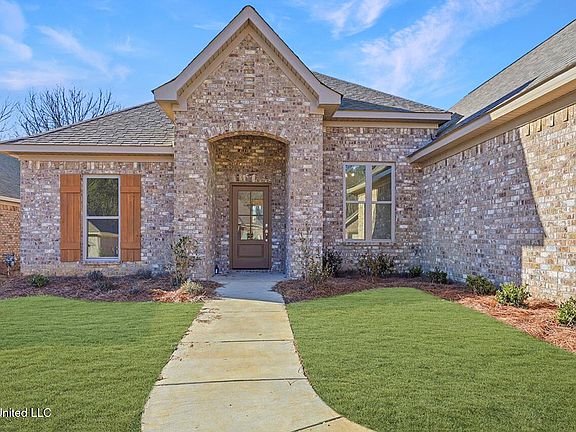 3rd image of 210 Anderson Oaks Dr