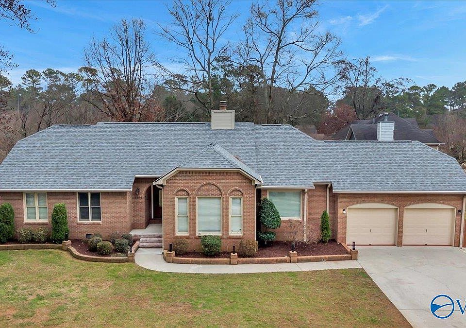 1st image of 1700 Graywood Ct NW