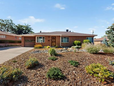 8724 Phoenix Ave NE, Albuquerque, NM, 87112