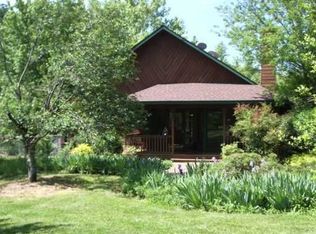 1122 County Road 212, Eureka Springs, AR 72631
