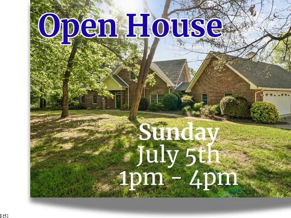 2168 Ranch Rd, Dandridge, TN 37725