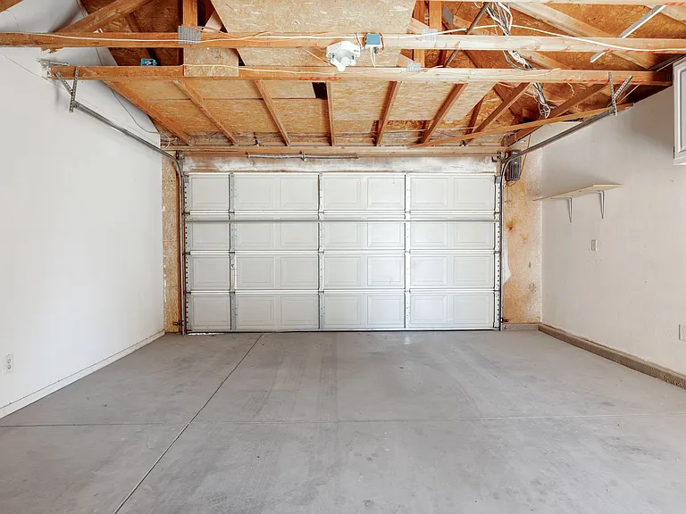 2571 W Orange Ave — Photo 39