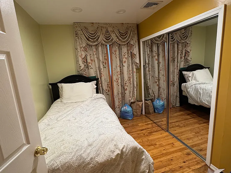 163 Boden Ave — Photo 7
